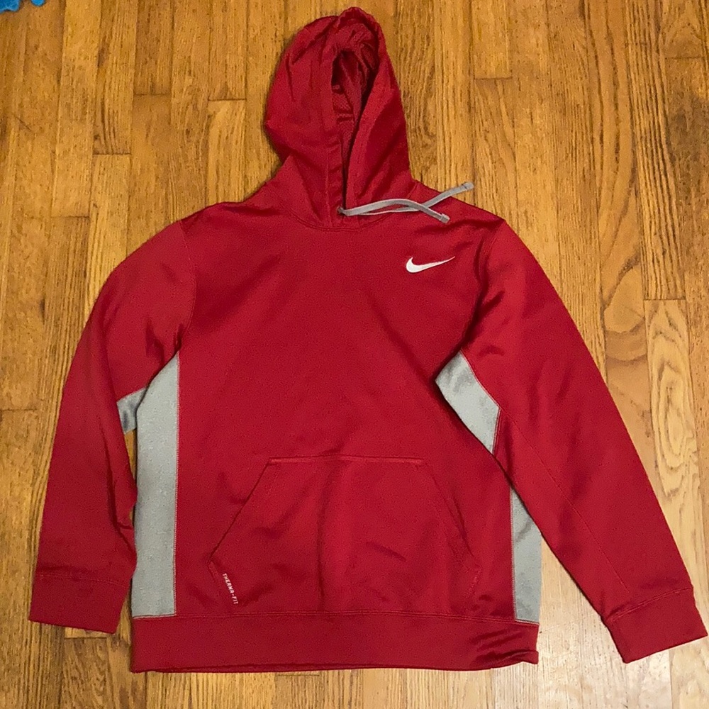 Size Large Nike Therma-fit Red with gray details hoodie